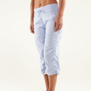 Lululemon Studio Crop *No Liner Cool Breeze- Size 4